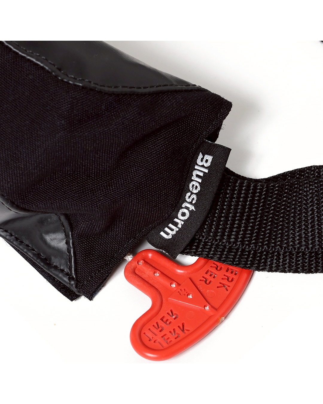 IFCメンバーズ先行販売】-I.F.C COMPACT LIFE JACKET- | IRIE FISHING CLUB