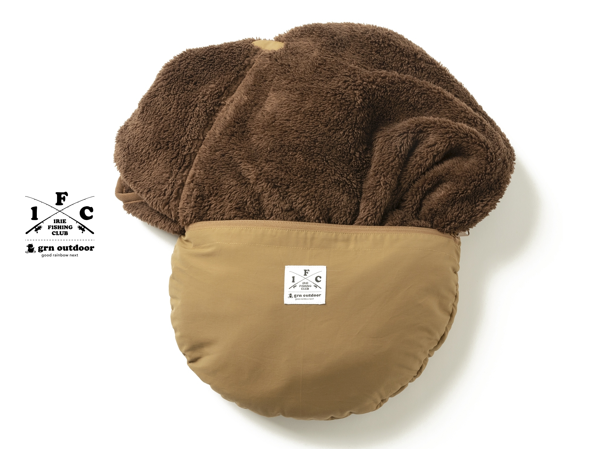 NEW ITEM】×grn outdoor -TEXT LOGO 60/40 CUSHION BLANKET